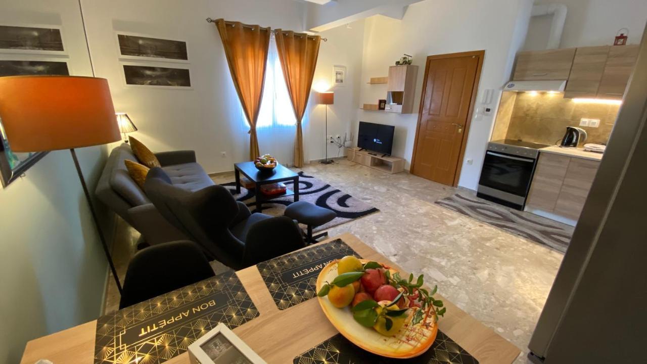 Patras Golden Suite Exterior foto